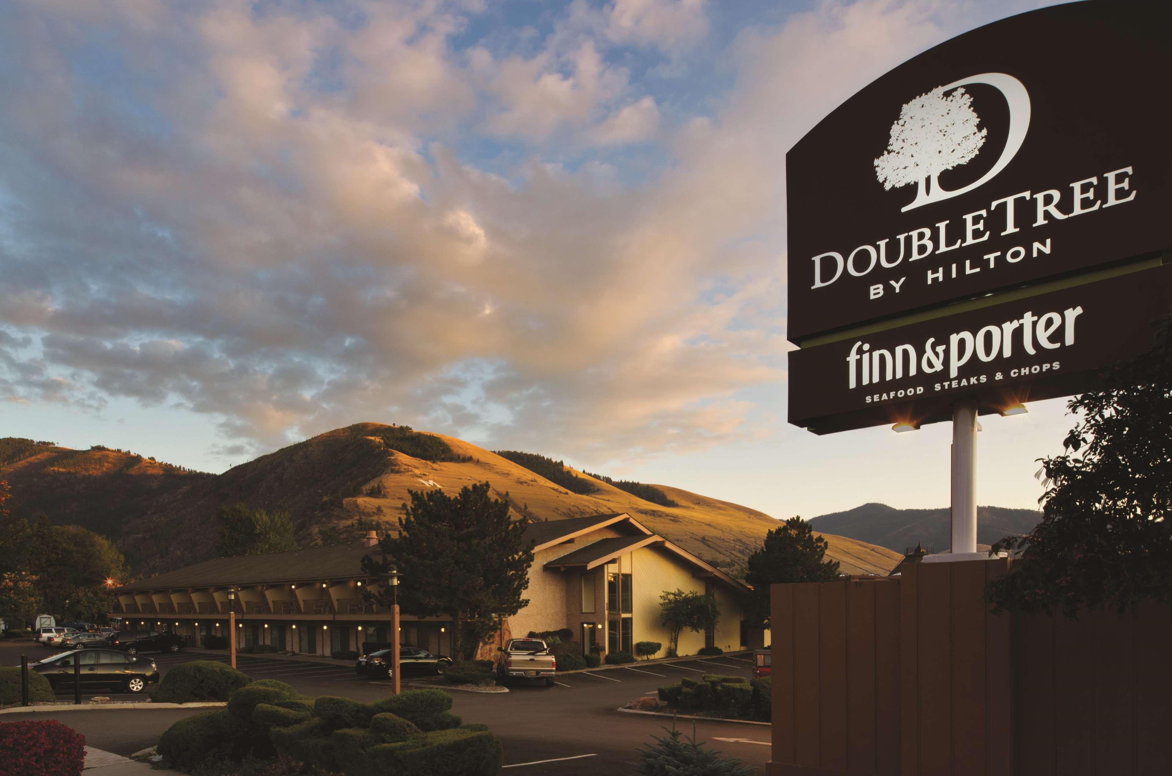 Hotel Doubletree By Hilton Missoula Edgewater Exterior foto